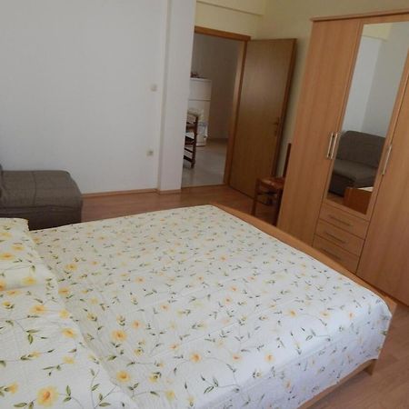Apartments Zoki - Great Location Close To The Sea Vis Luaran gambar