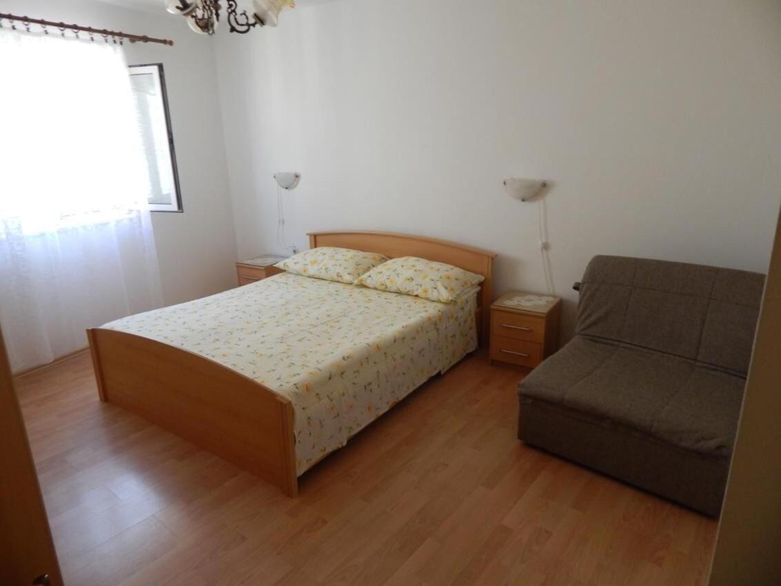Apartments Zoki - Great Location Close To The Sea Vis Luaran gambar