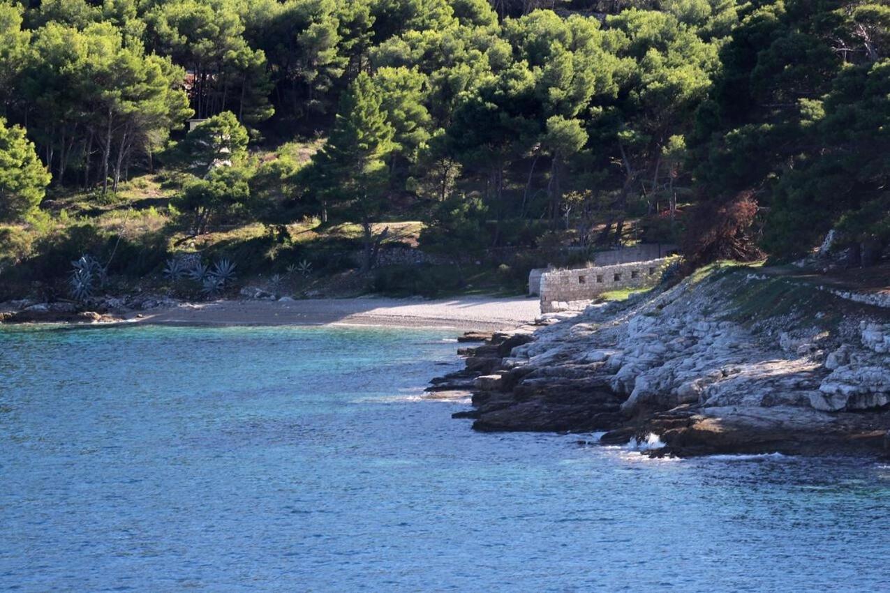 Apartments Zoki - Great Location Close To The Sea Vis Luaran gambar