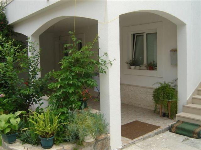 Apartments Zoki - Great Location Close To The Sea Vis Luaran gambar